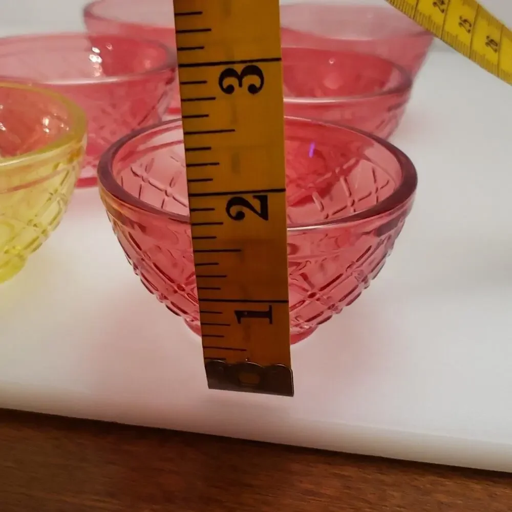 Lot of 6 decorative small bowls 3 oz red‎ and yellow